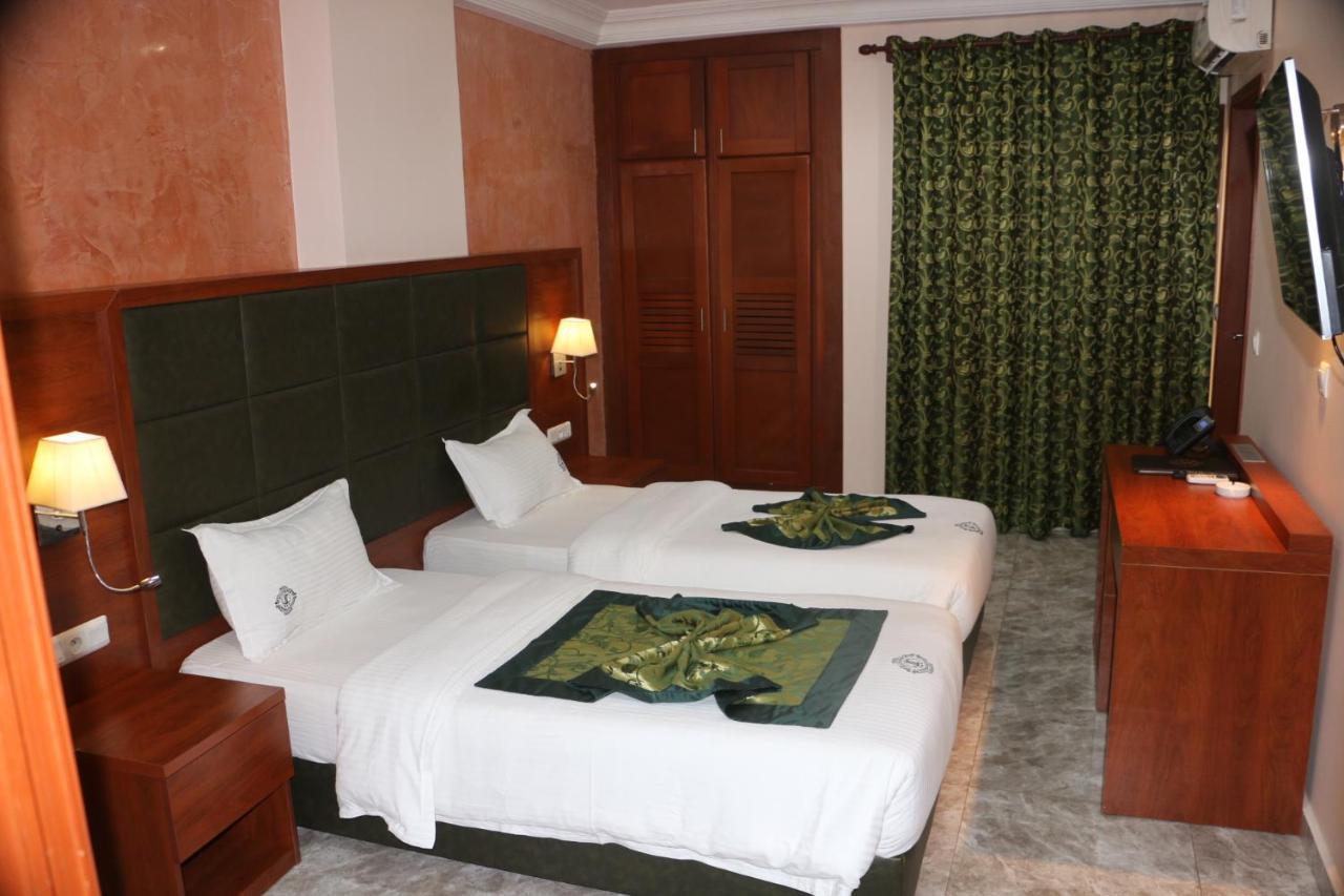 Hotel Jouvence International Yaounde Exterior photo